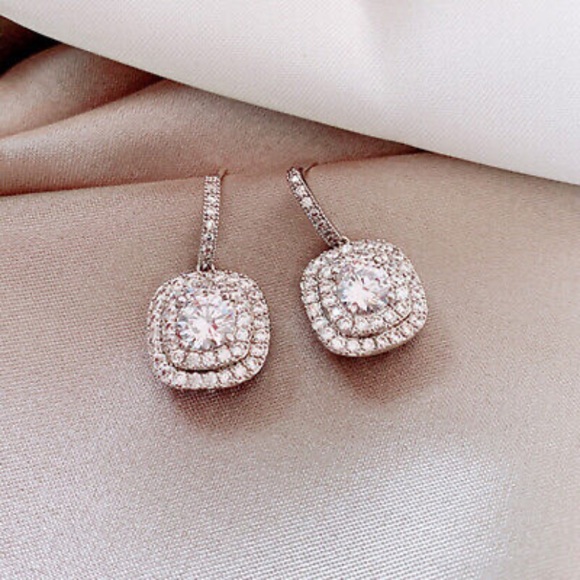 NWT STERLING SILVER DIAMOND EARRINGS - Picture 2 of 3